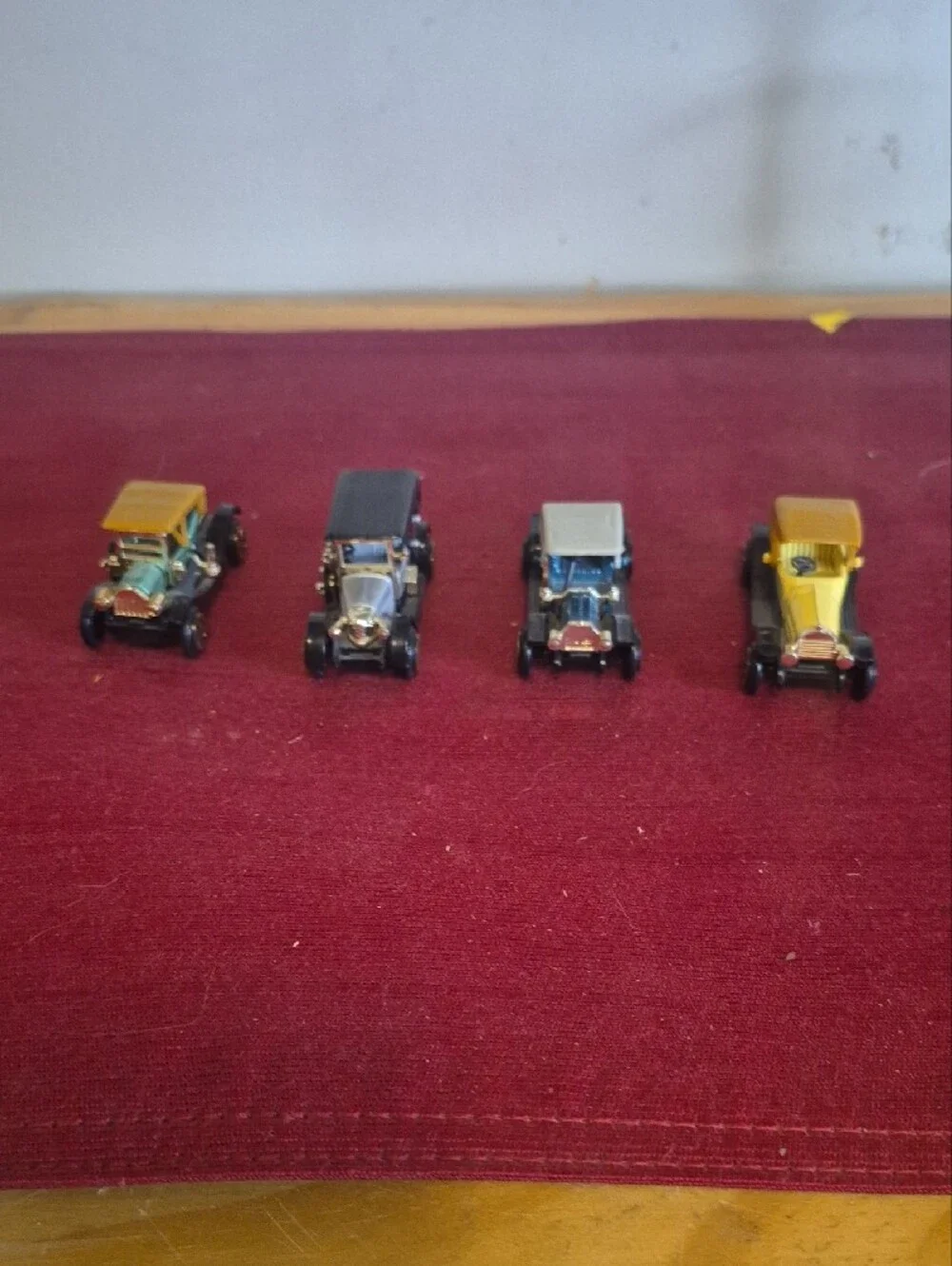 Vintage-Style Kids Toy Car Set - Multi-Color Classic Roadsters
